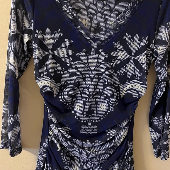 I.N.C. International Concept woman’s long sleeve blouse - Picture 2 of 11